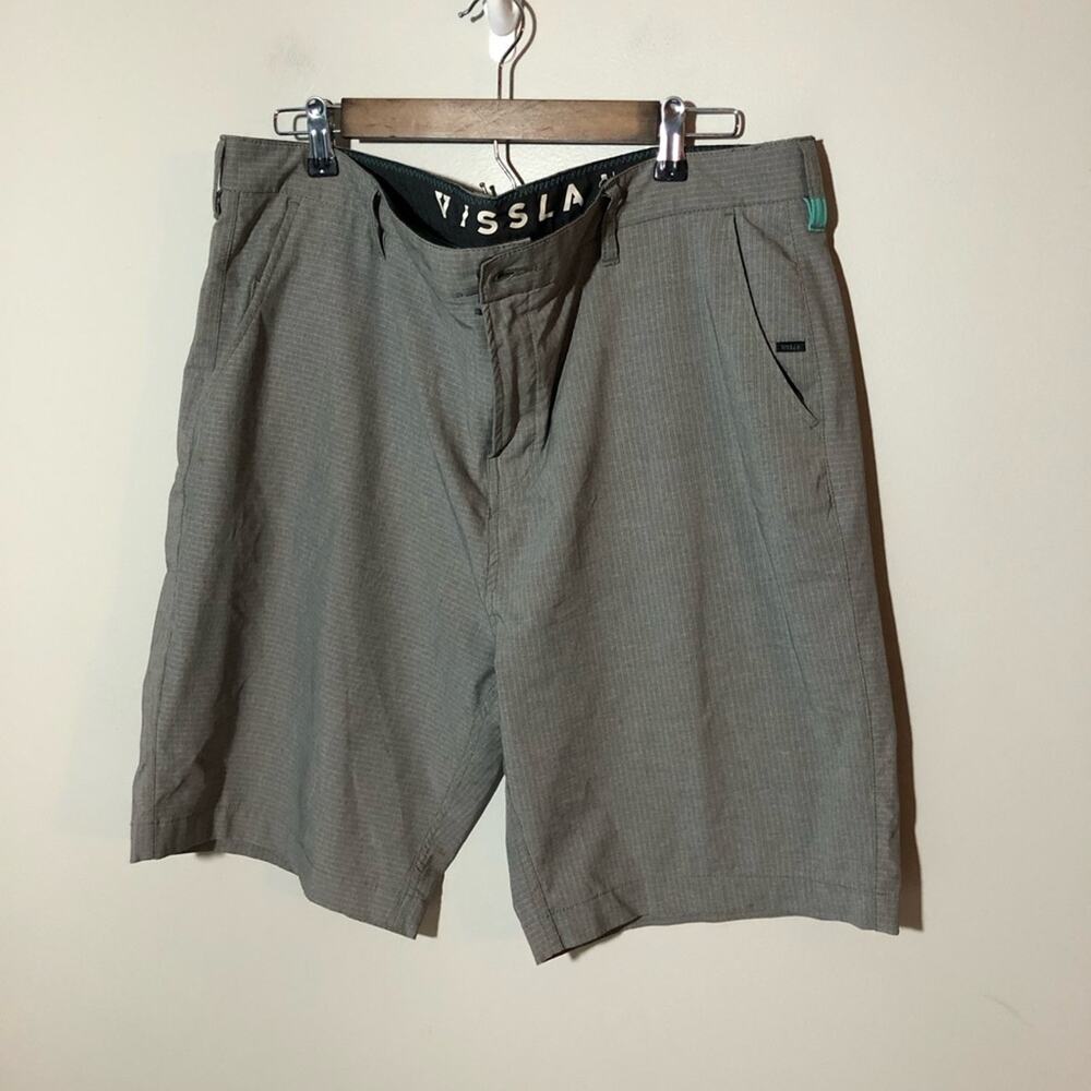 Vissla mens 38 grey pin striped 9” inseam board shorts